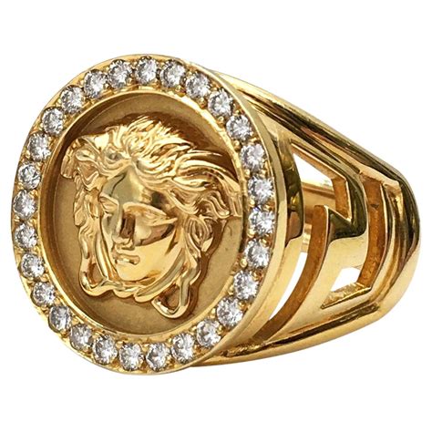 versace gold ring design